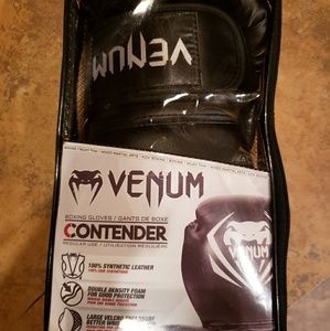 Venom contender gloves